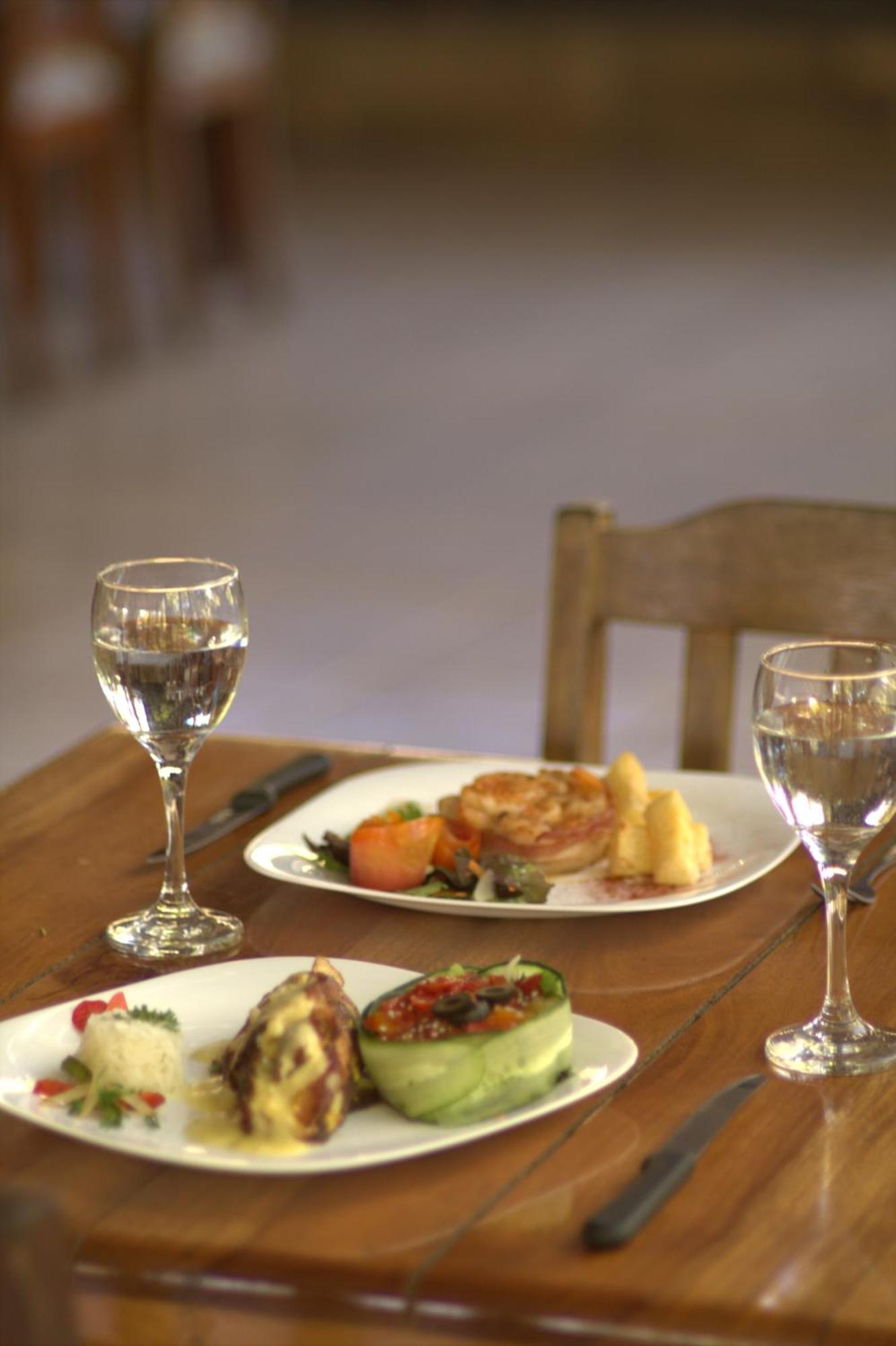 Hotel Colinas Del Sol Atenas Zewnętrze zdjęcie